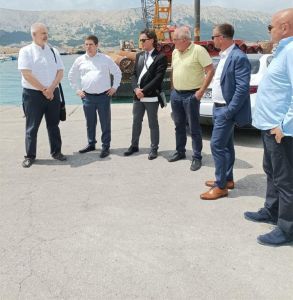 Ministar Butković obišao projekt dogradnje luke Baška i sudjelovao na svečanoj sjednici Općine