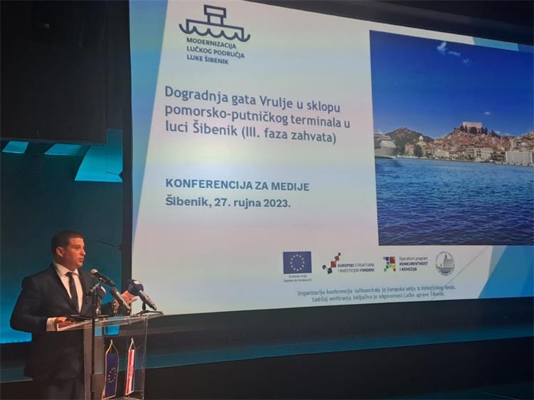 Potpredsjednik Vlade i ministar Butković obišao radove na pomorsko-putničkom terminalu u Šibeniku i sudjelovao na predstavljanju tri EU projekta ŽUC-a