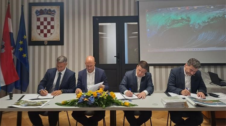 Dodijeljeno više od 14 milijuna eura za rekonstrukciju luke Rab