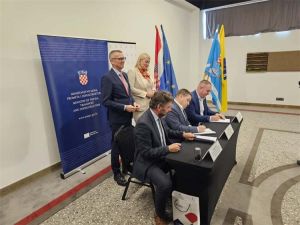Potpisan ugovor za sufinanciranje izgradnje luke u Crikvenici