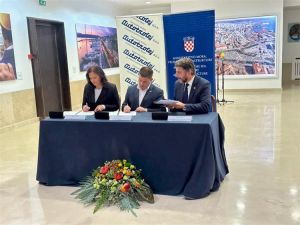 U Rijeci potpisan ugovor za 20 novih električnih autobusa