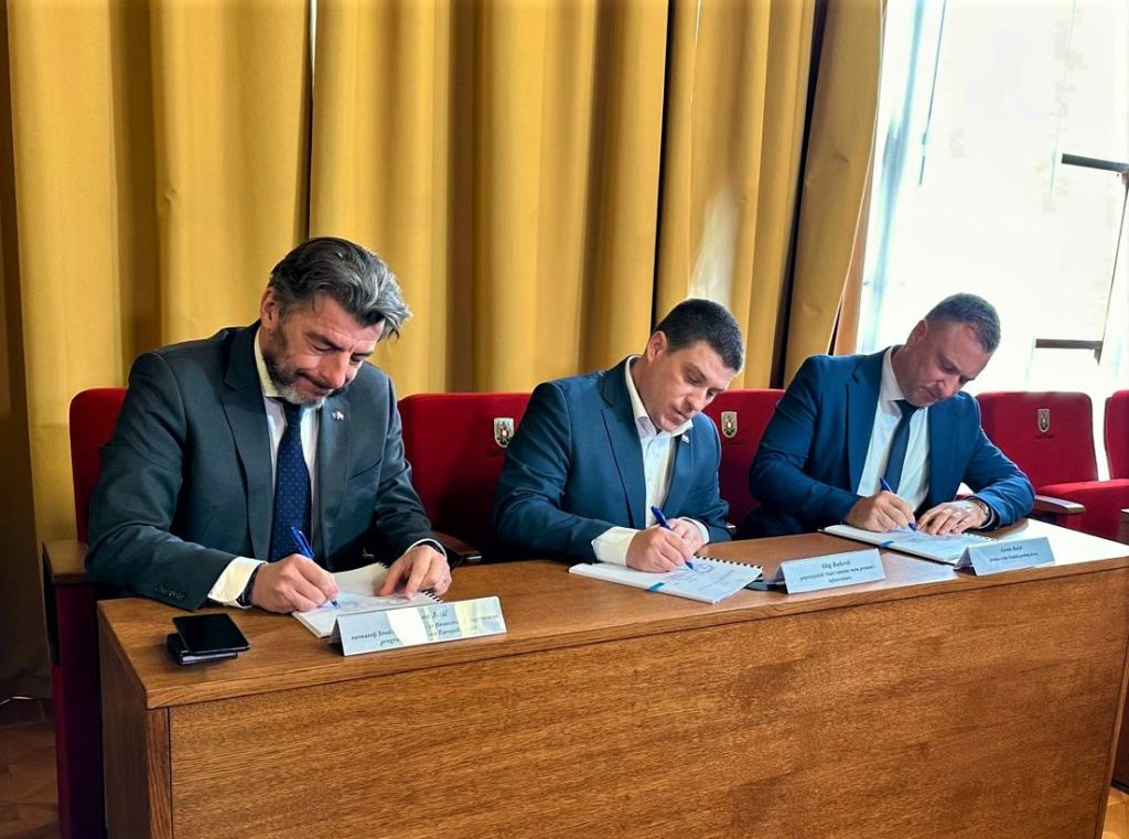 Šibenski javni gradski prijevoz od ljeta bogatiji za 12 električnih autobusa