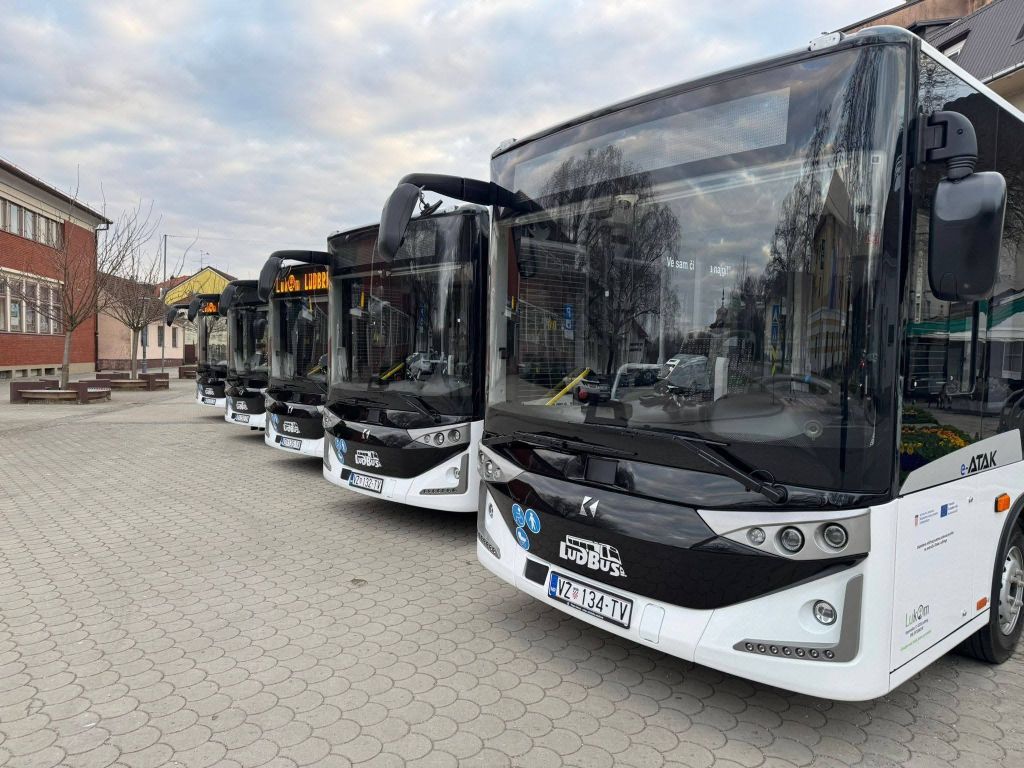 Veliki korak za Ludbreg: stiglo 5 električnih autobusa povodom Dana grada