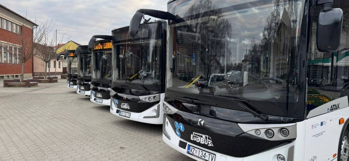 654830186_122238828164566117_2421831657834342438_n